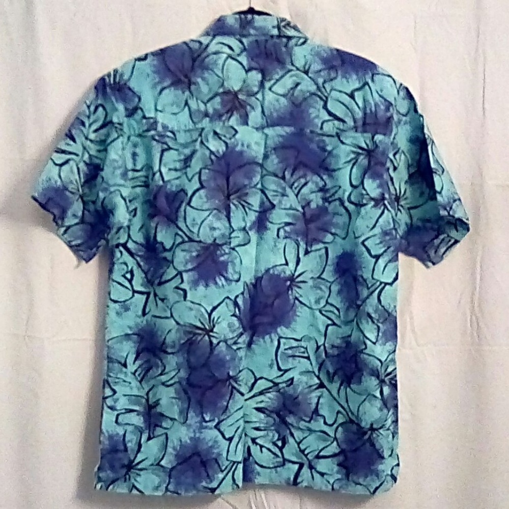 Tropical Print Casual Button Down Shirt - Picture 2 of 4